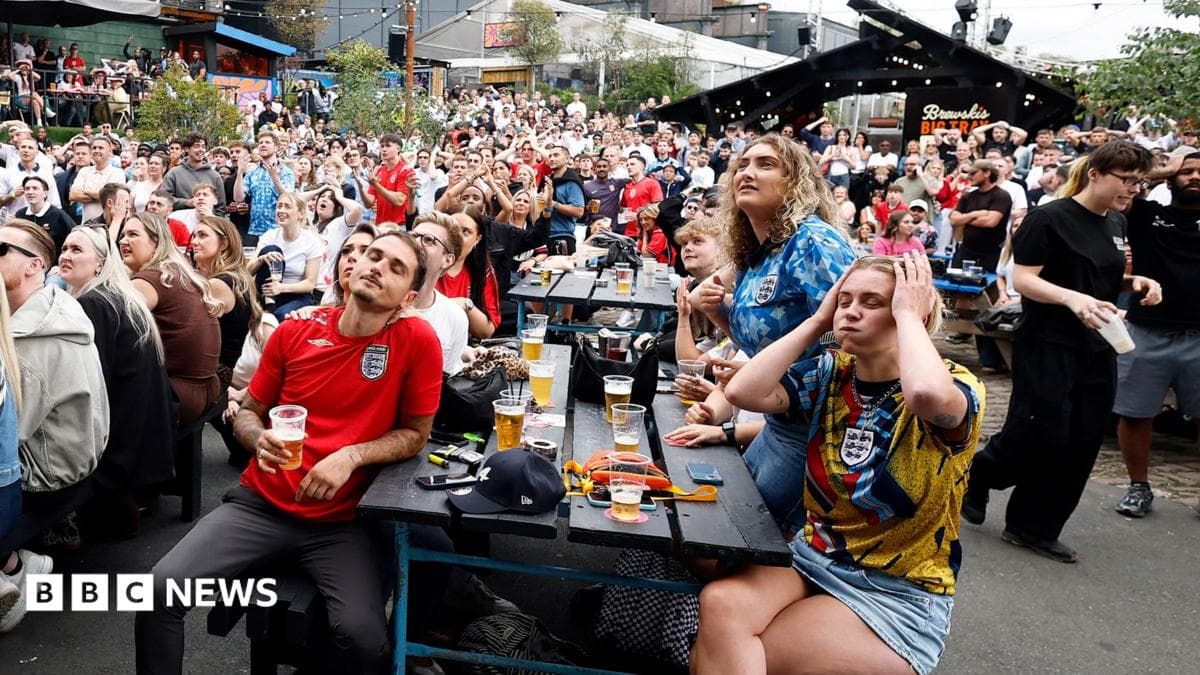 Police criticise timing of decision on pubs staying open for England match