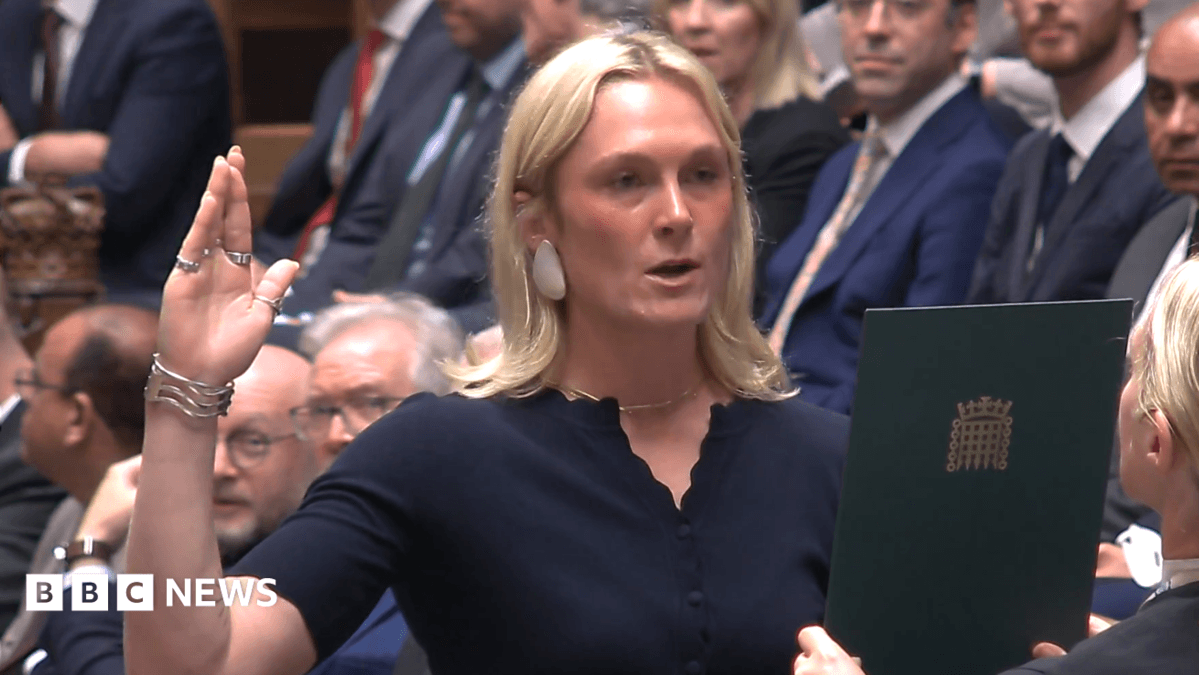 New SNP MP vows to 'serve the people' after Commons oath row